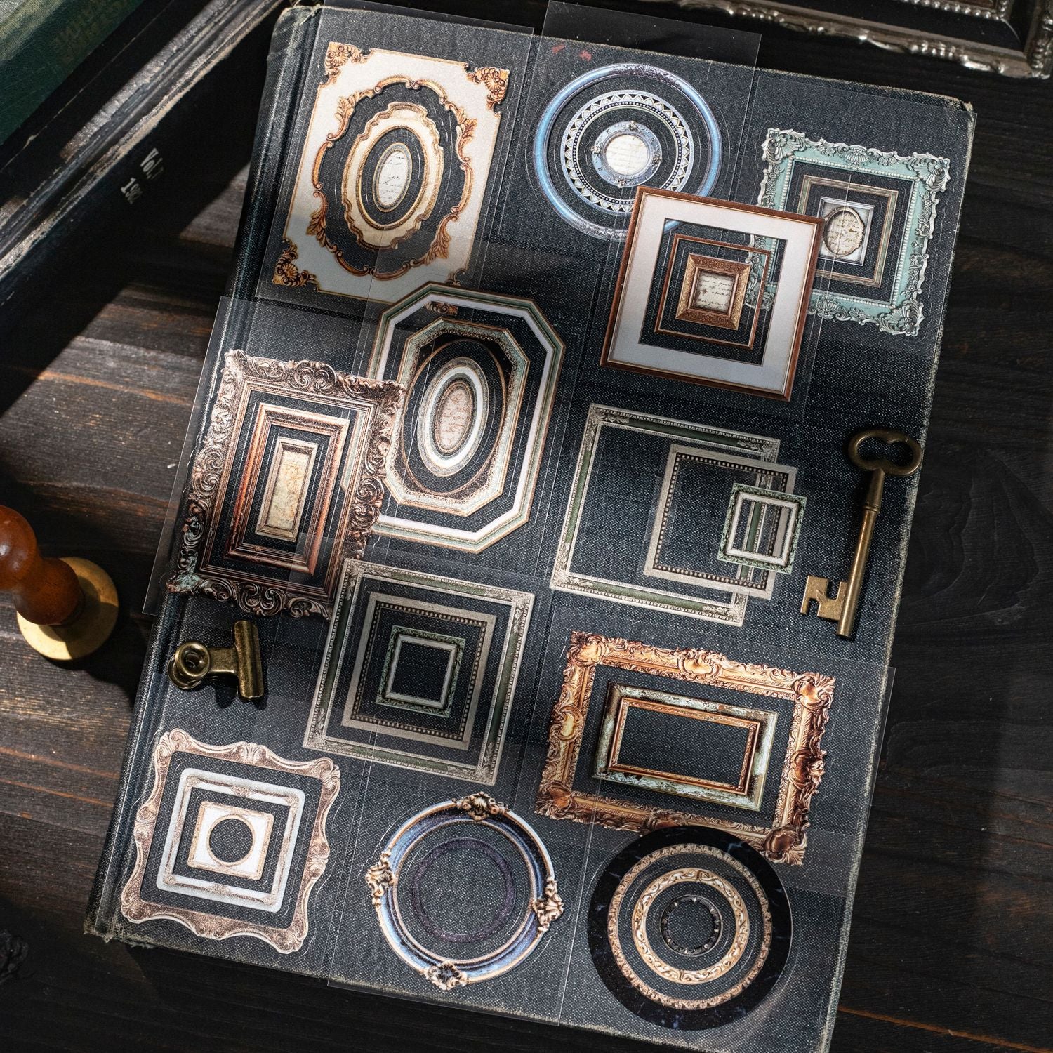 18 Sheets Vintage Frame PET Stickers Book GDBWG