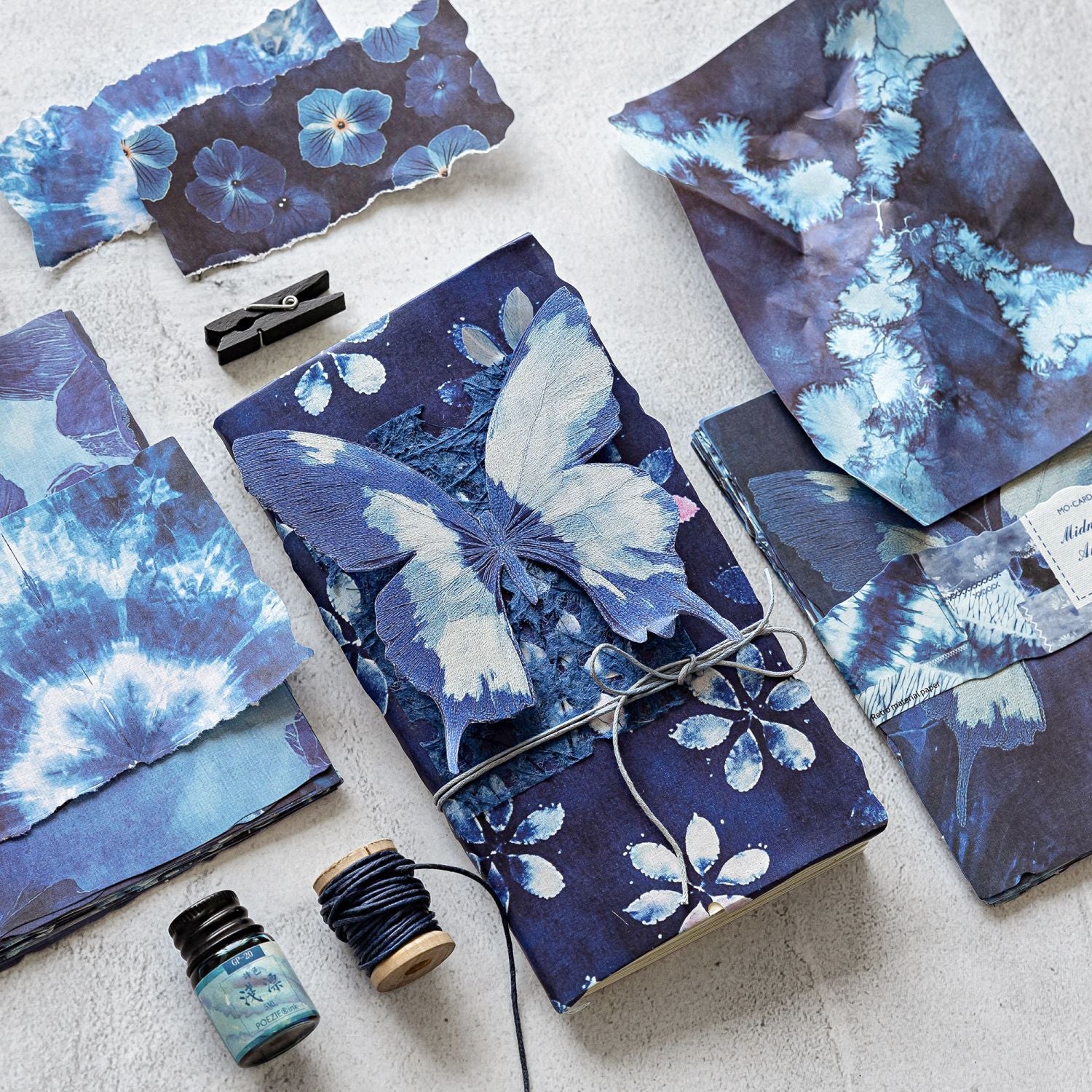 30 Pcs Fantasy Color Journal Paper ZJZR