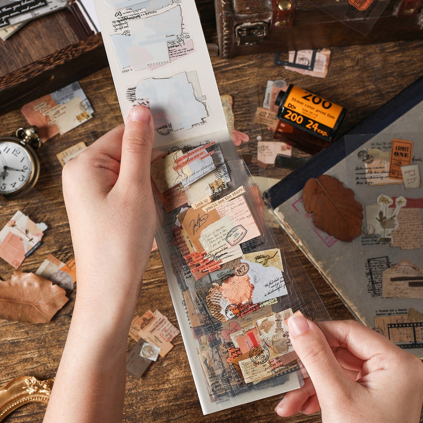 15 Sheets Vintage Collage Stickers Book JMSZ