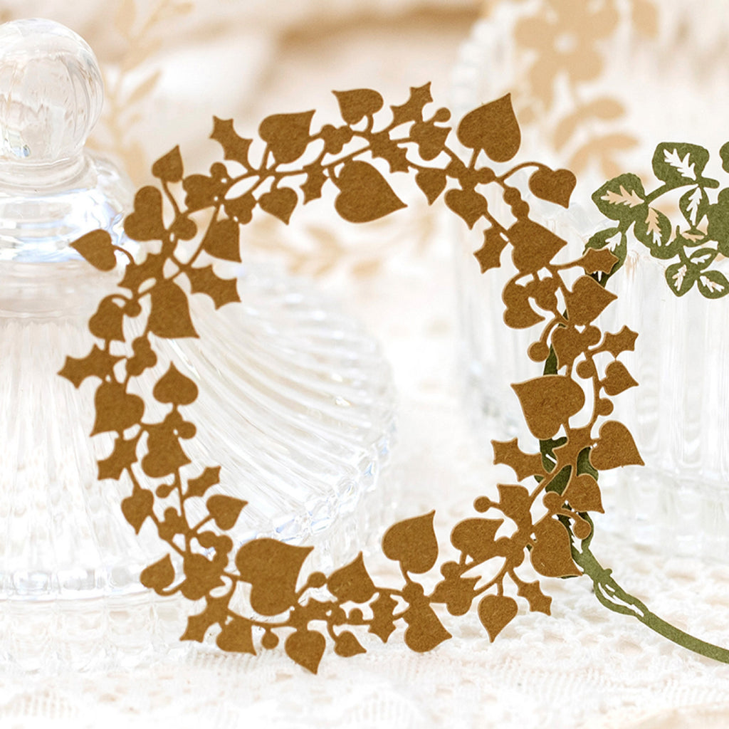 10 Pcs  Wreath Cutlout Paper YYYY