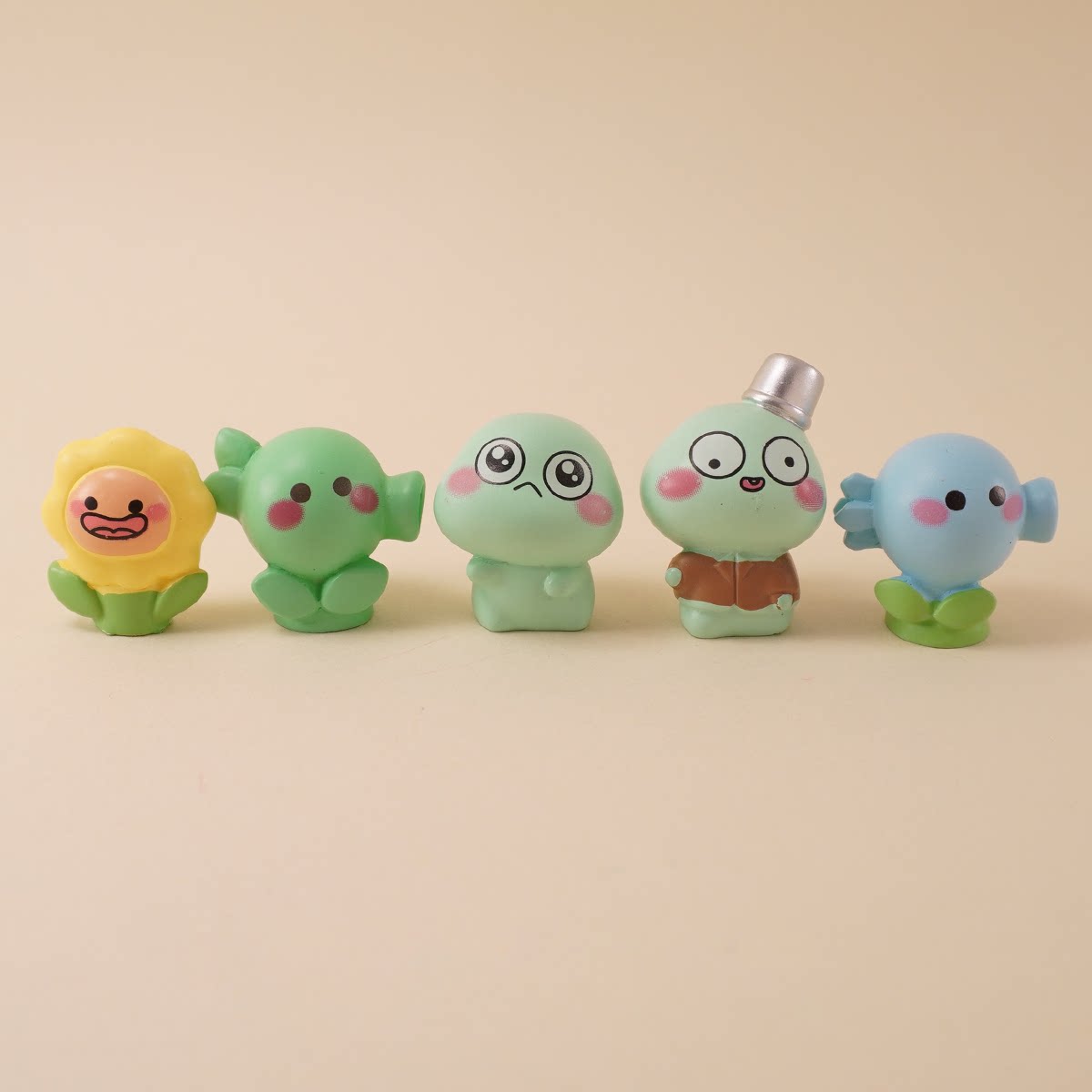 Chibi Plants & Zombies Desk Buddies