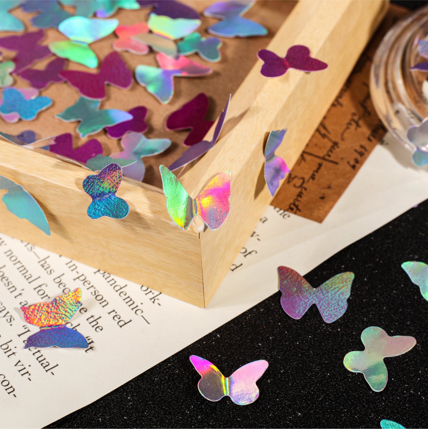 40 Pcs Holographic Paper Butterfly  DYXL