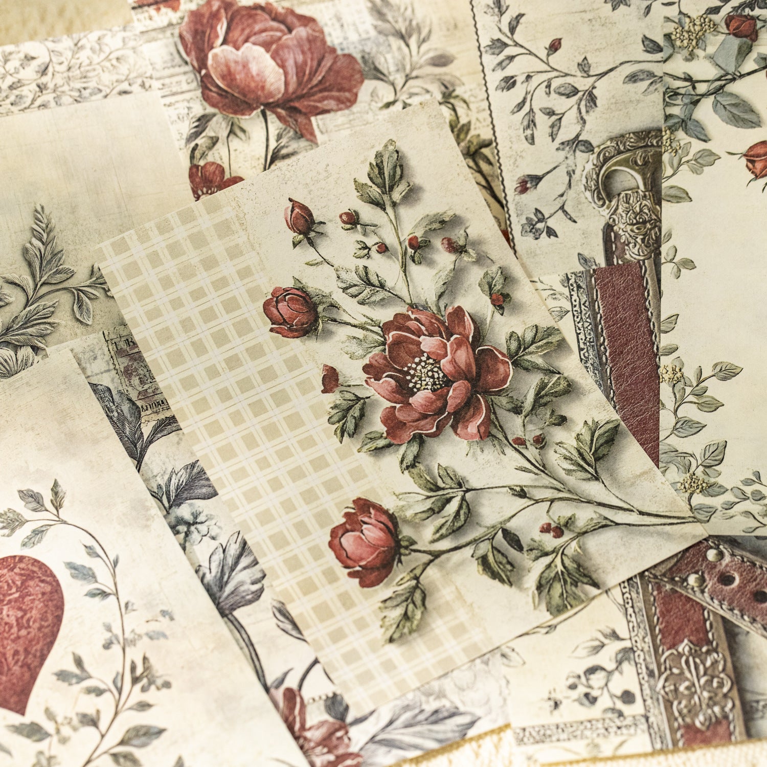 30 Sheets Vintage Floral Journal Paper MSQM