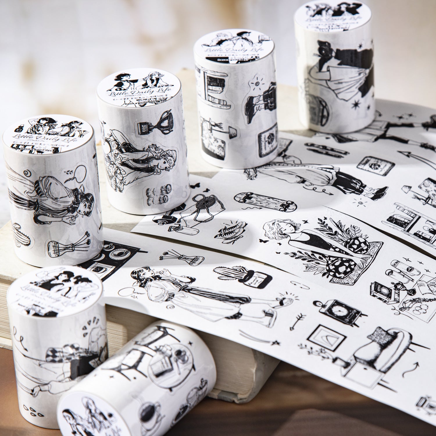 1 Roll Black White Girl Daily Washi Stickers Tape XRCX