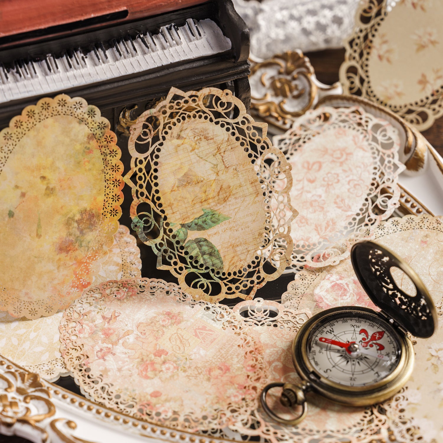 10 Pcs Floral Chintz Vintage Lace Edged Paper HKYQA