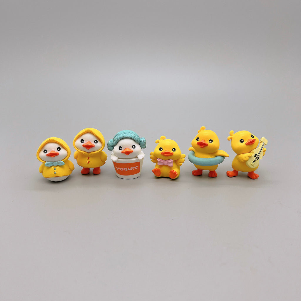 Sunny Ducklings Desk Buddies