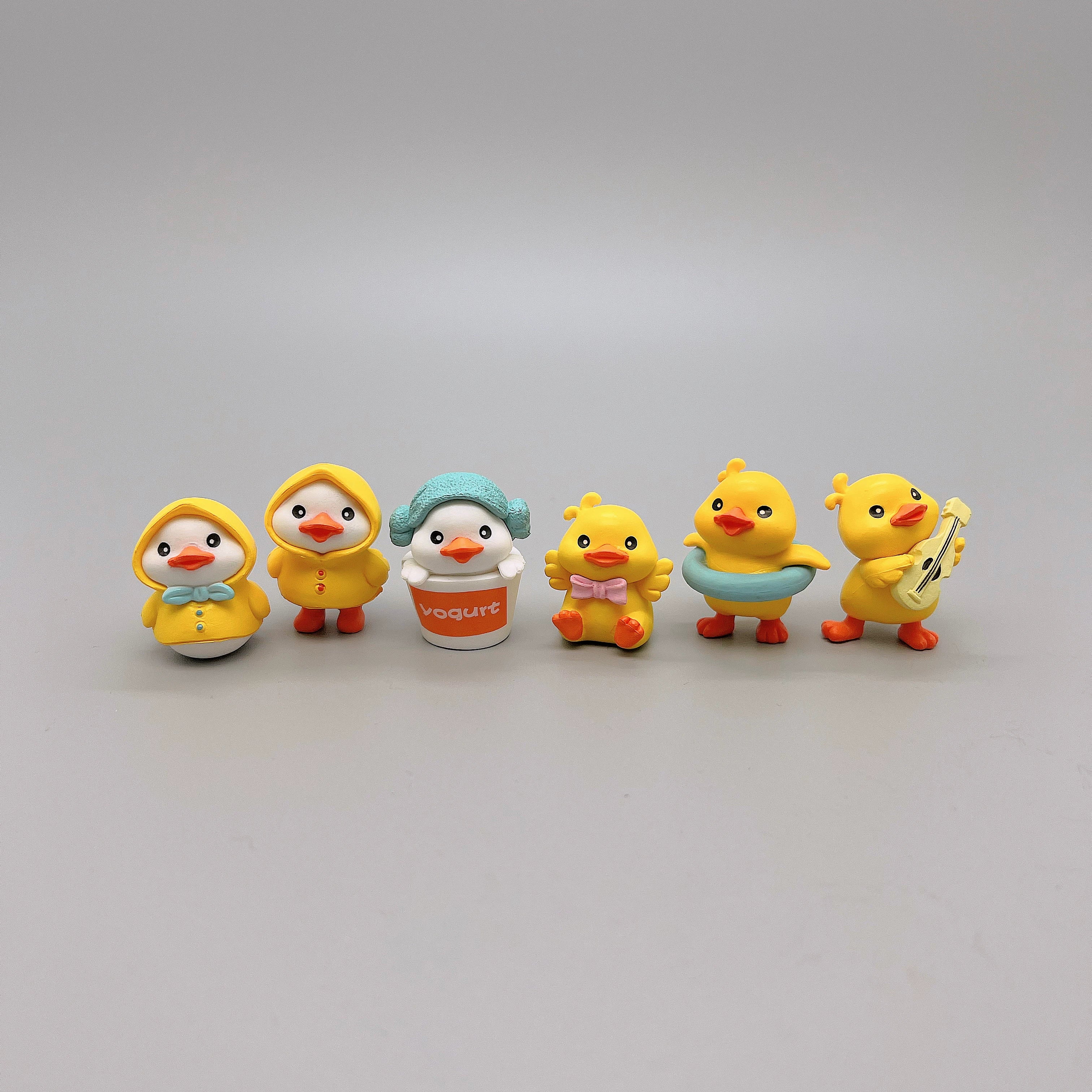 Sunny Ducklings Desk Buddies