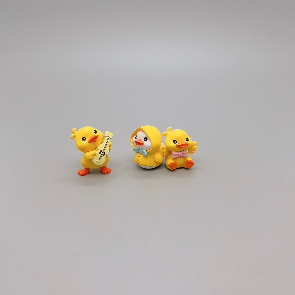 Sunny Ducklings Desk Buddies