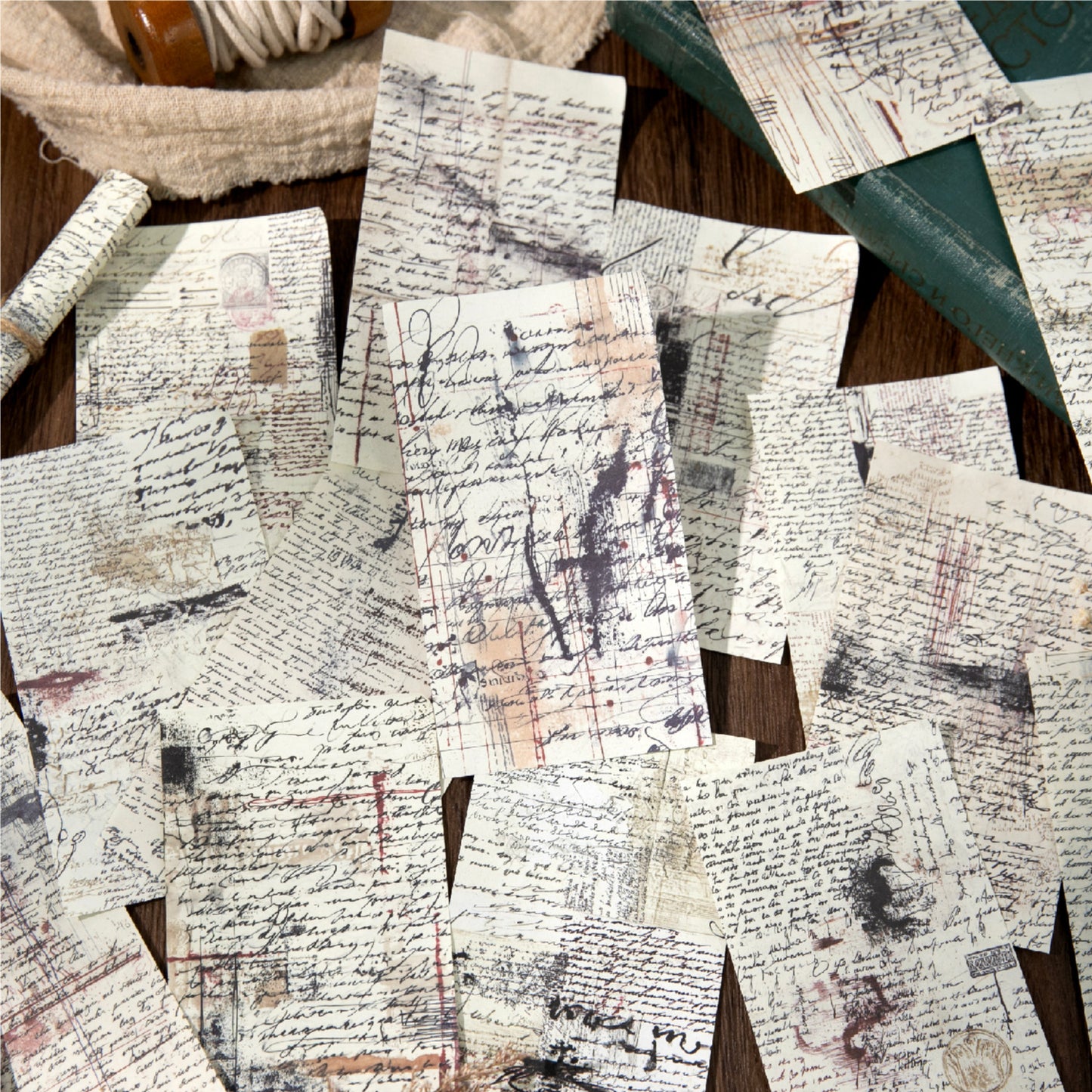 40 Sheets Vintage Junk Journal Paper HLXZ