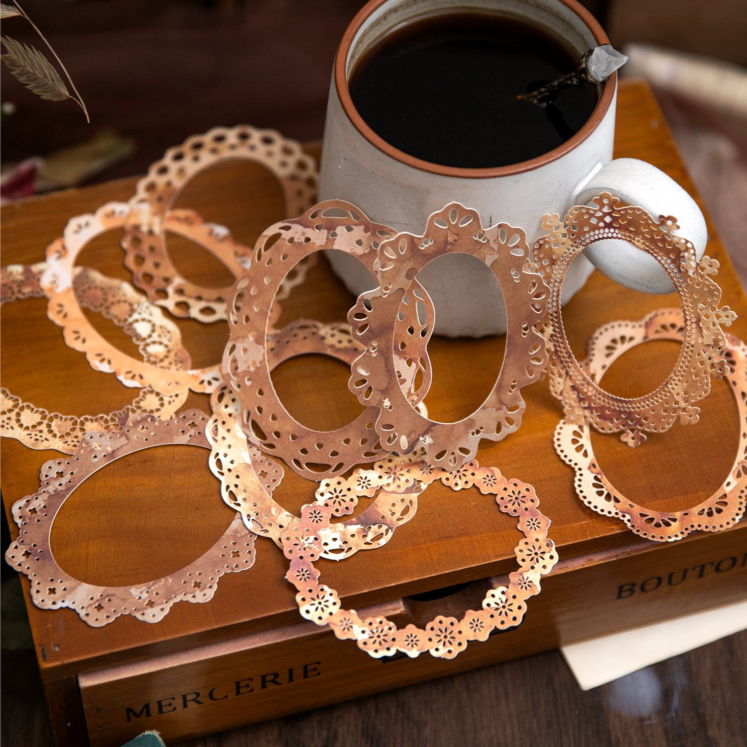 10 Pcs Hollow Cutout Frame Paper YDDY