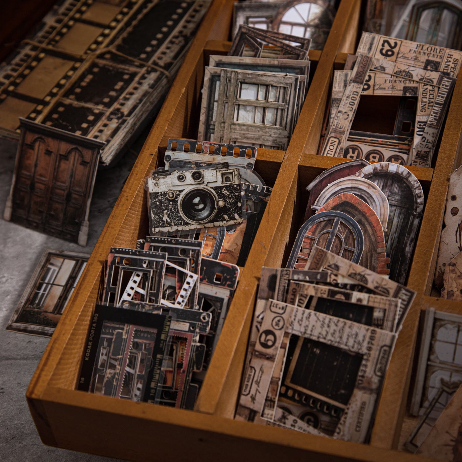 90 Pcs Movie Film Scrapbook Supplies Kit SGSCJ