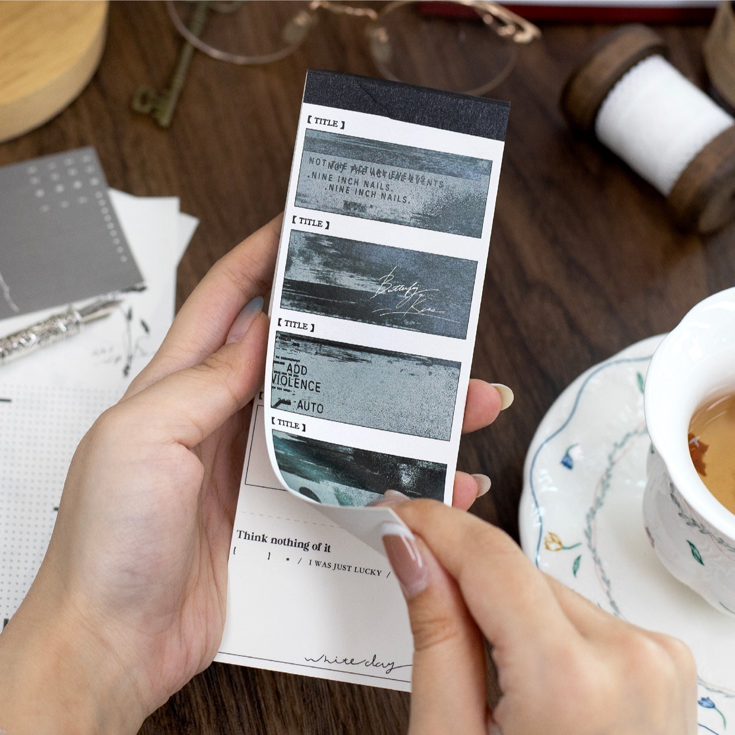 30 Sheets Vintage Notepad LLBJ