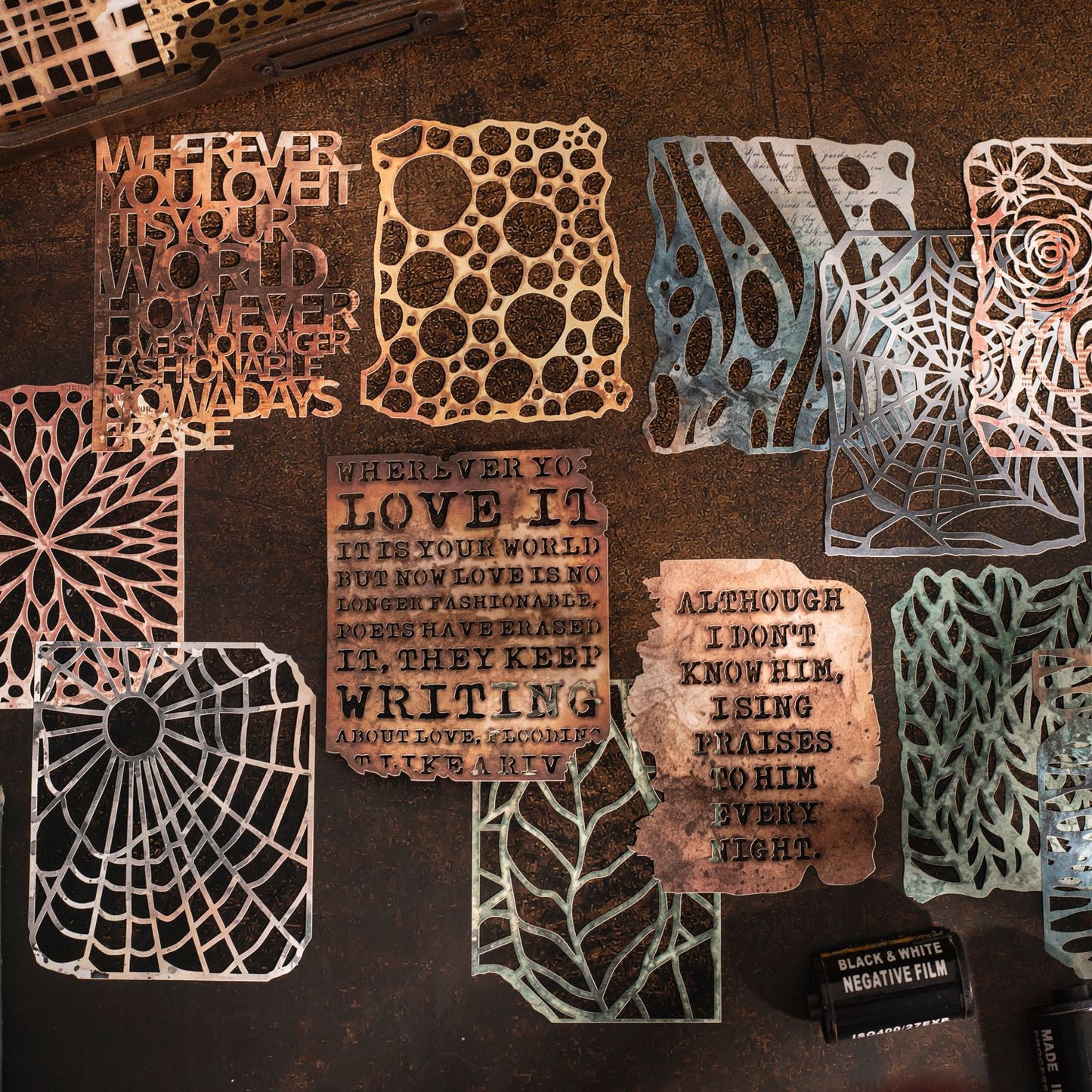 10 Pcs Vintage Hollow Cutout Journal Paper LYXL