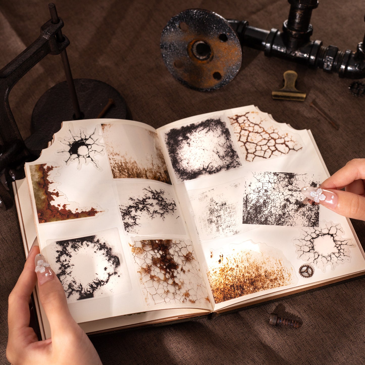 20 Pcs Cracked Old Traces PET Stickers BBXL