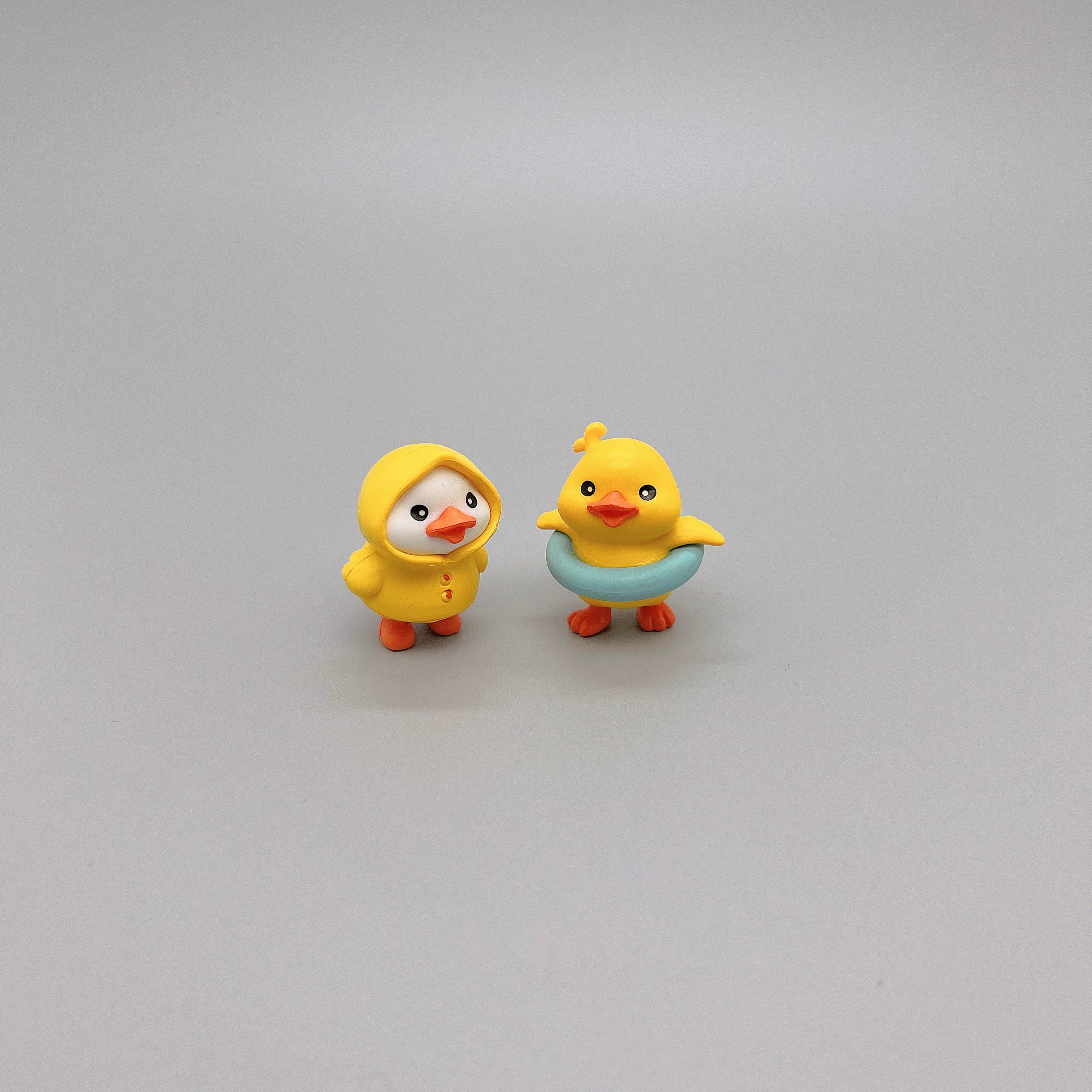 Sunny Ducklings Desk Buddies