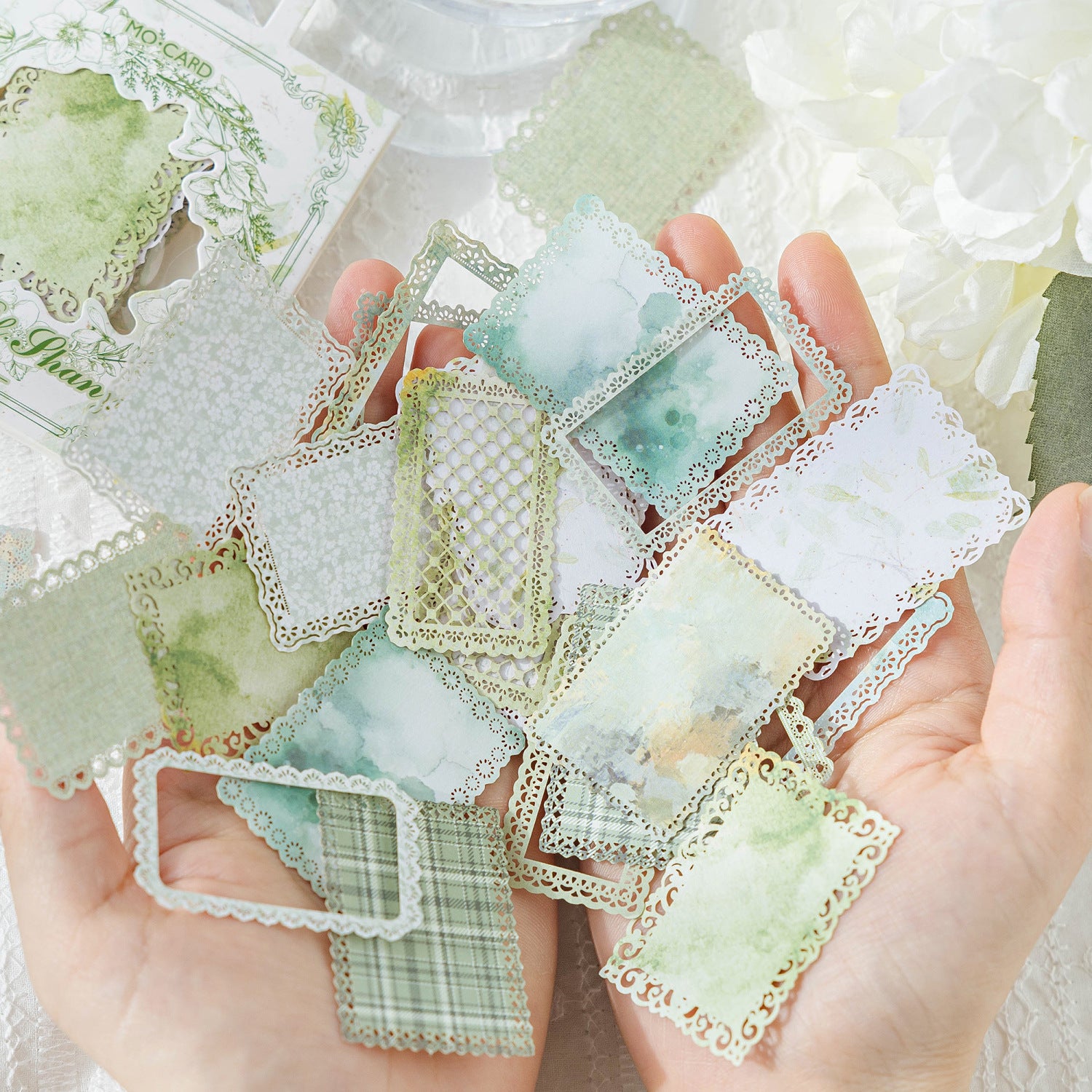 30 Pcs Lace Edged Background Paper LSGY