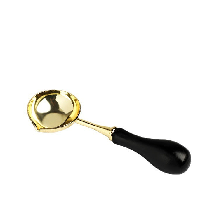 Maple Elegance: Professional Wax Seal Melting Spoon