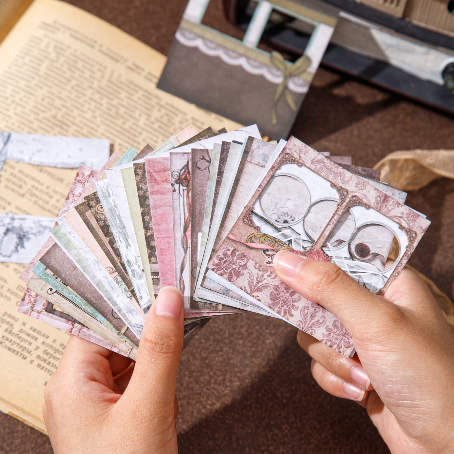 10 Pcs Vintage Frame Cardstock Stickers JYSJ