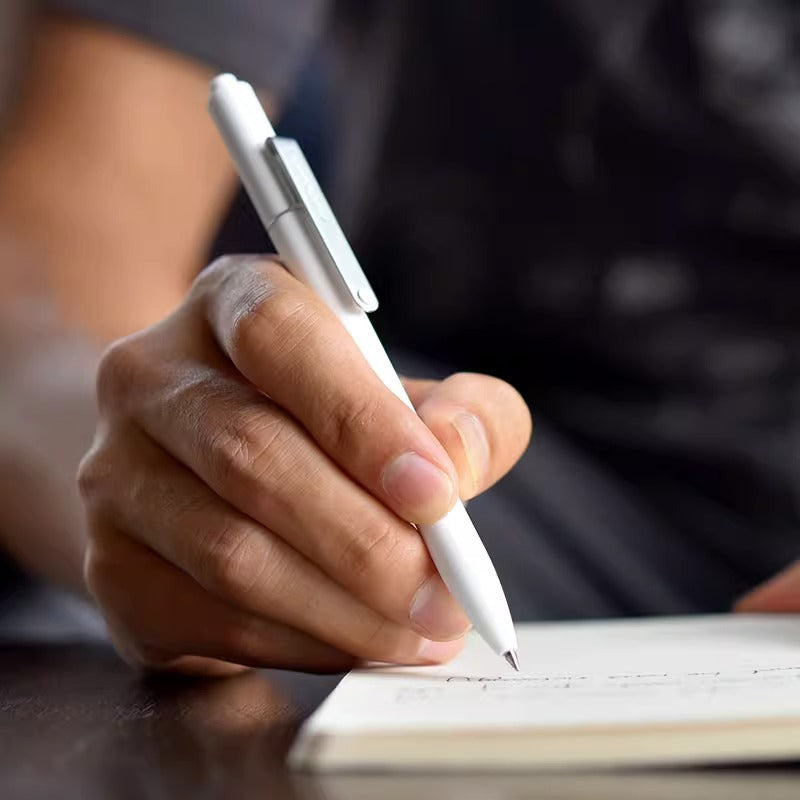 0.5mm Black Gel Pen DTA609