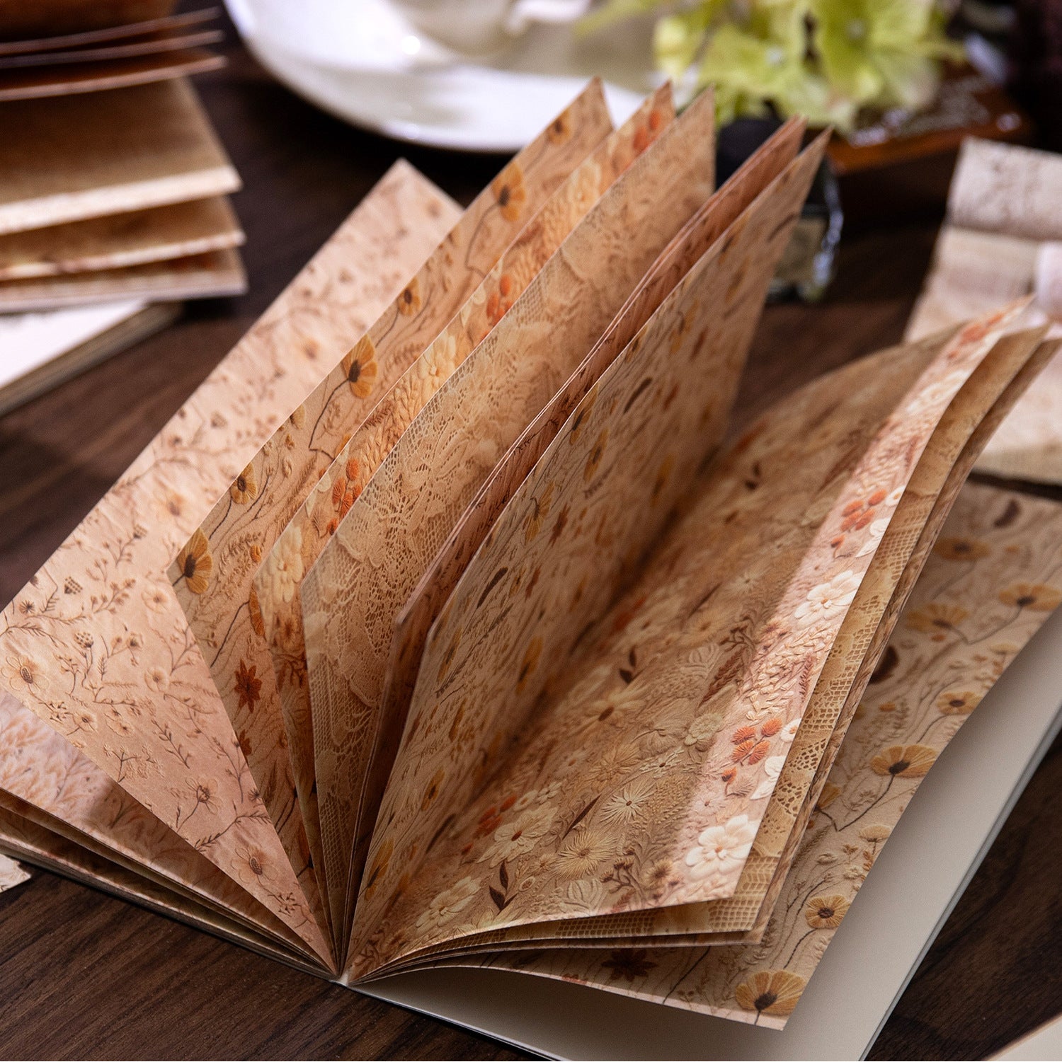 60 Pcs Vintage Scrapbook Paper CRZCC