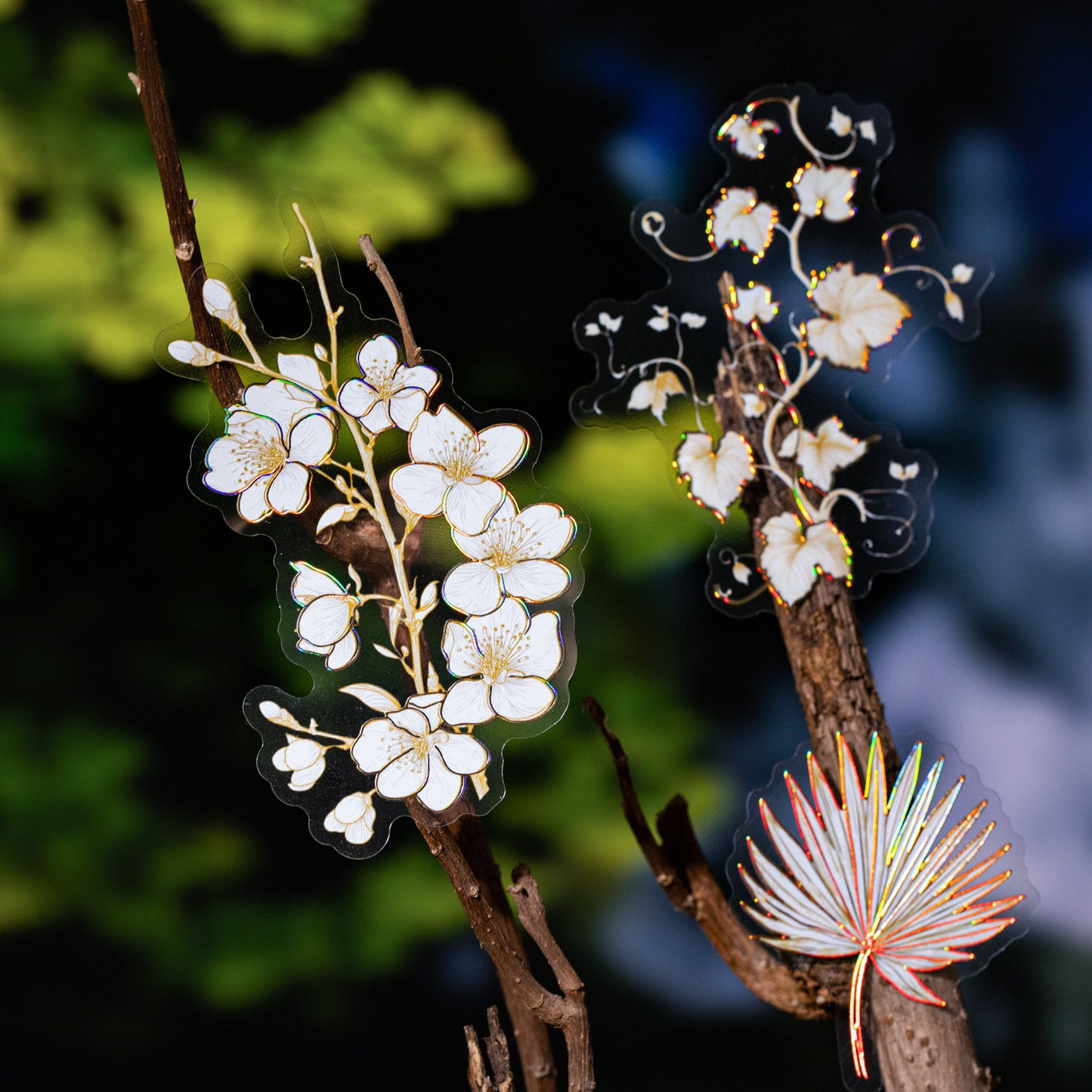 10 Pcs Gold Foil White Flower SSHK