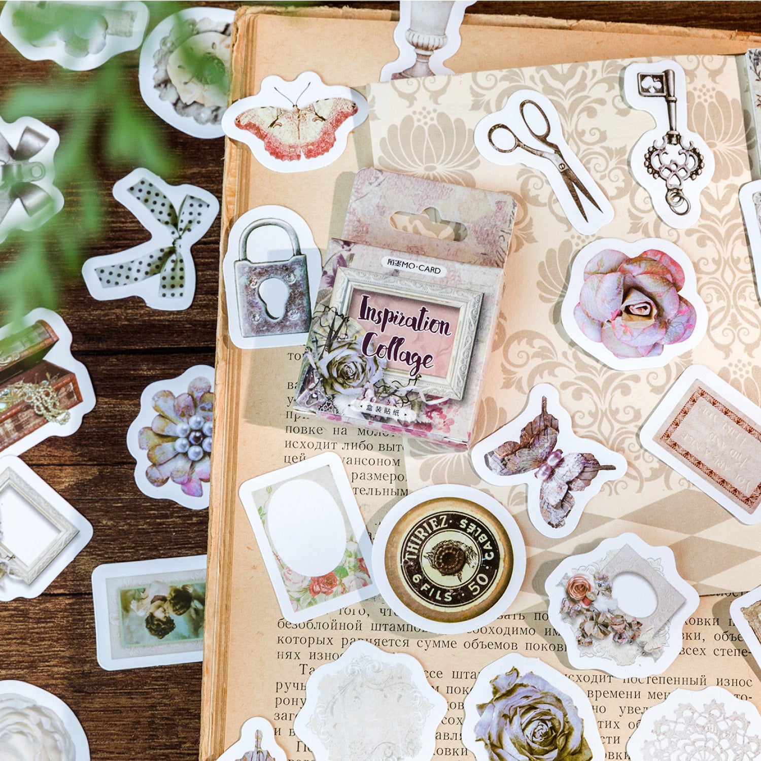 45pcs Boxed Rose Stickers QRLX