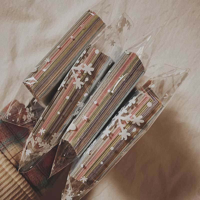 150 Pcs Mini Mystery Rainbow Paper Pad 0.3 inch